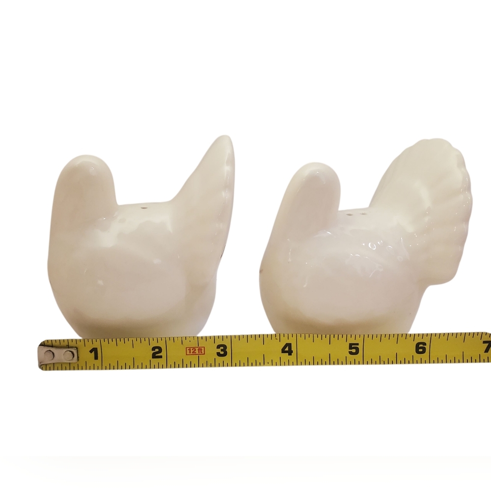 Vtg White Ceramic Turkey Salt and Pepper Shakers Fall Thanksgiving Decor READ - Picture 8 of 9